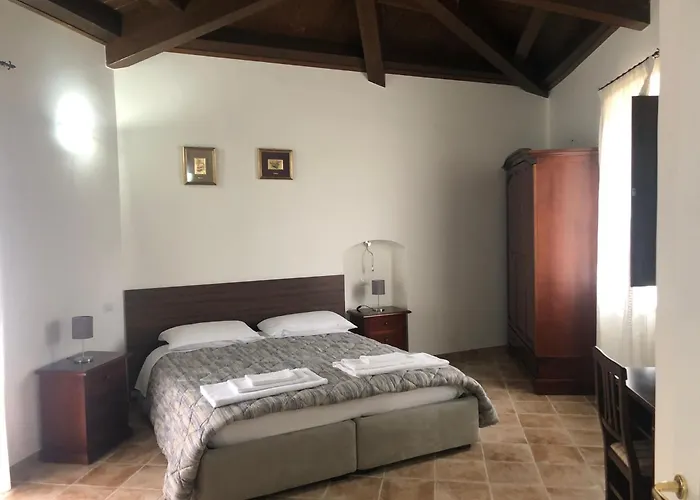 Foresteria Del Borgo Antico Pensión *